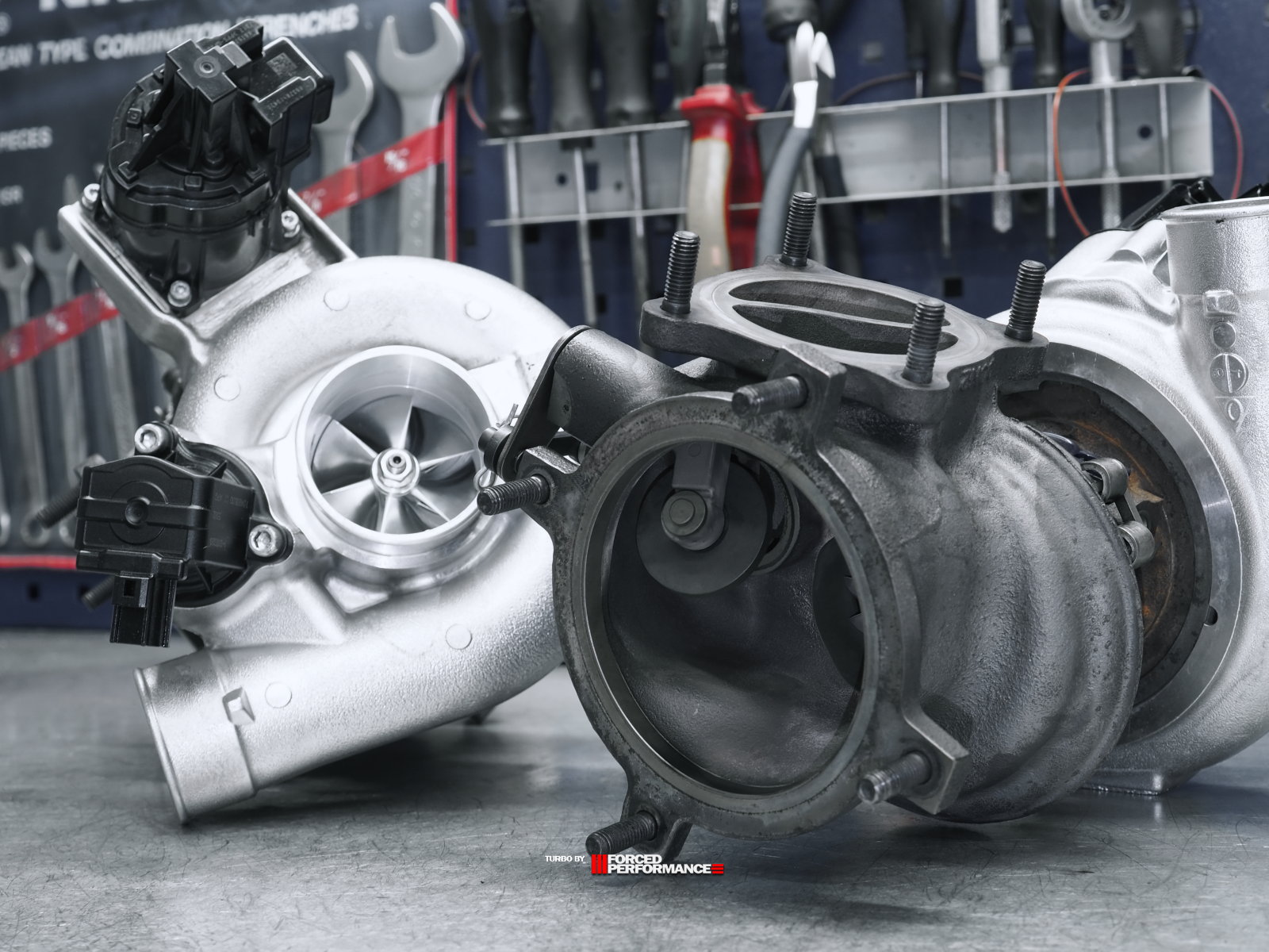Гибридная турбина Stage2 для McLaren, построенна на самых современных компонентах